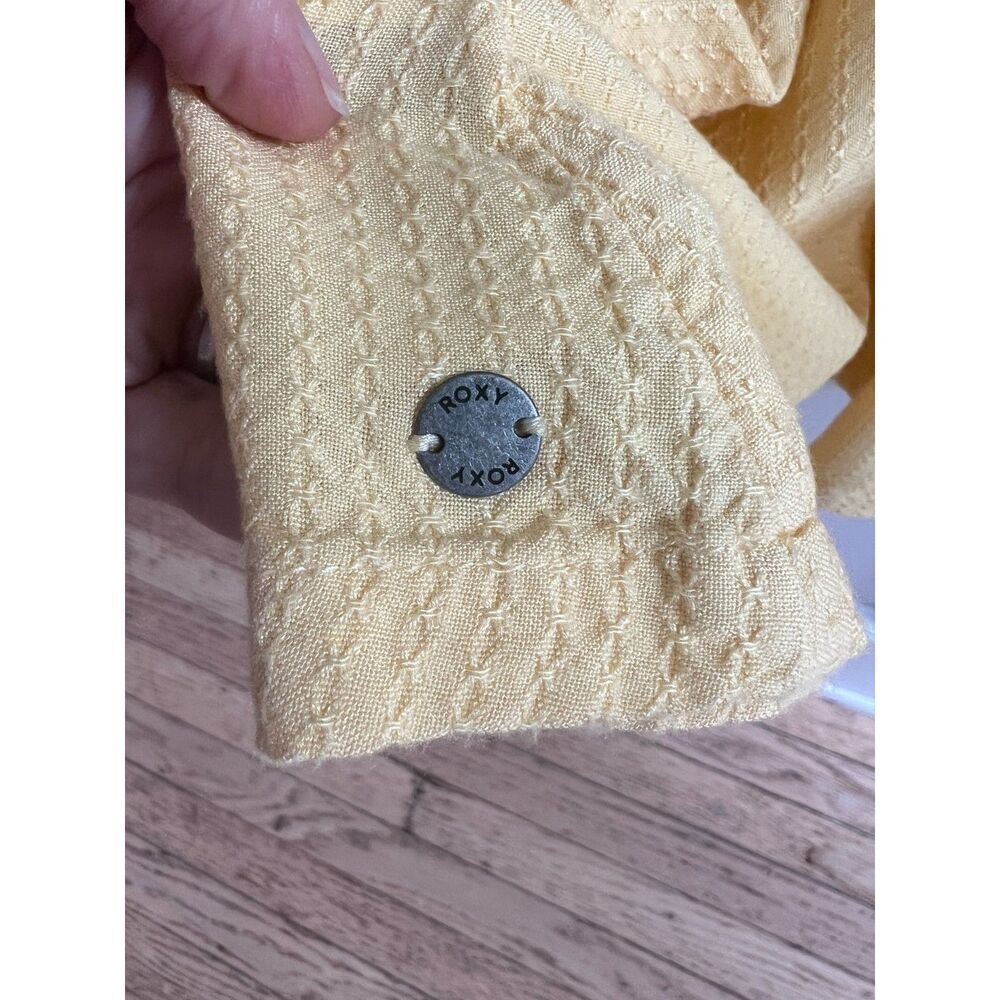 Woman’s Roxy Butter Yellow Sundress in XS - Picture 7 of 8